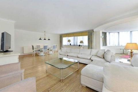 3 bedroom apartment to rent, Queens Terrace, St John's Wood, NW8