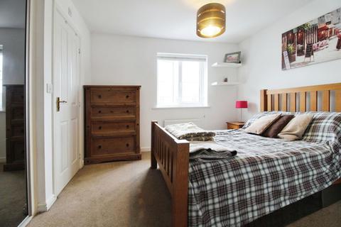 4 Cricketers Close, Royal Wootton Bassett, Swindon, SN4 8JD