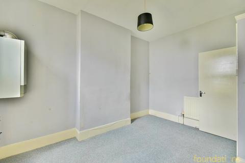 1 bedroom flat for sale, Tower Road, St Leonards-on-Sea, TN37