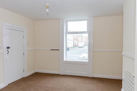 Studio to rent, Flat 1, 53 Queen StreetWithernseaEast Riding Of Yorkshire