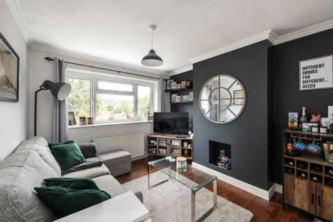 2 bedroom maisonette for sale, Kingsley Grove, Reigate, RH2