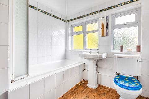 88 Cardinal Avenue, Kingston Upon Thames, KT2 5SA