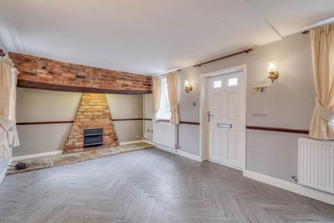 2 bedroom end of terrace house for sale, Littlewood Green, Studley, B80 7QN