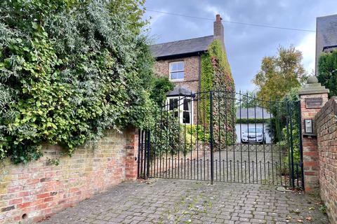 Highfield Villa Oak Road, Cowthorpe, Wetherby, LS22 5EY