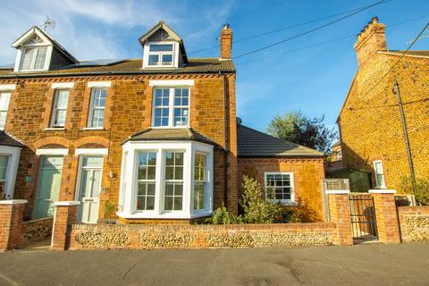 5 bedroom semi-detached house for sale, Lincoln Street, Hunstanton