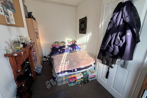 3 bedroom house to rent, Clarendon Park Road, Leicester LE2