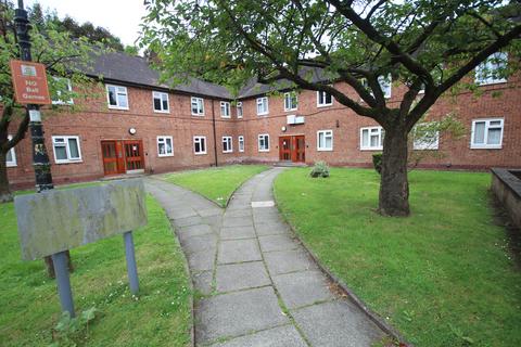 2 bedroom flat for sale, Larch Avenue, Stretford, M32 8HZ