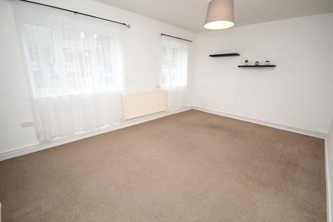 2 bedroom flat for sale, Larch Avenue, Stretford, M32 8HZ