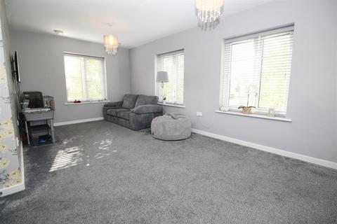 2 bedroom flat to rent, Woolf House, Somerley Drive, Crawley