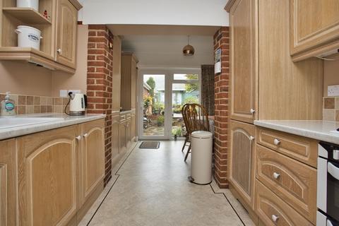 10 Wingate Road, Folkestone, CT19 5QE