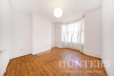 2 bedroom flat for sale, Ranelagh Road, London, N17