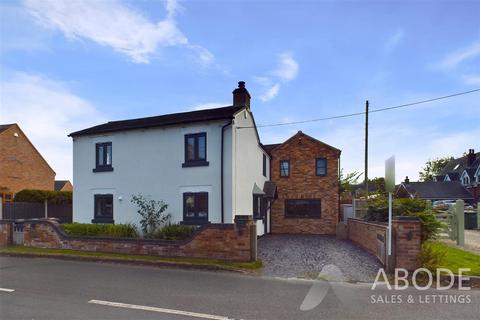 4 bedroom detached house for sale, Mill Street, Swadlincote DE12