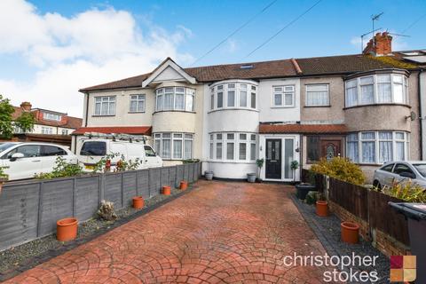 2 bedroom terraced house to rent, Cedar Avenue, Waltham Cross, Hertfordshire, EN8 8AU