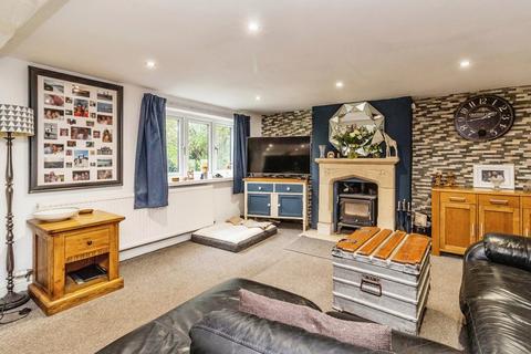 26 Folly Lane, Cheddleton, Leek, ST13 7DA
