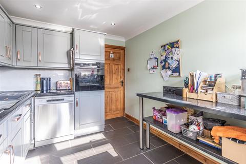 30 Cunningham Close, Shoeburyness, Southend-on-sea, SS3 9YP