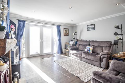 30 Cunningham Close, Shoeburyness, Southend-on-sea, SS3 9YP