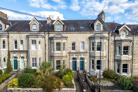 Bishopthorpe Road, York
