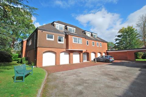 2 bedroom apartment to rent, Green Hall Mews, Wilmslow