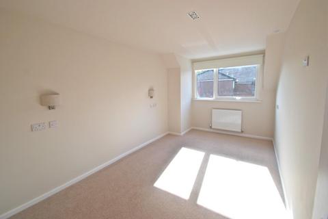 2 bedroom apartment to rent, Green Hall Mews, Wilmslow