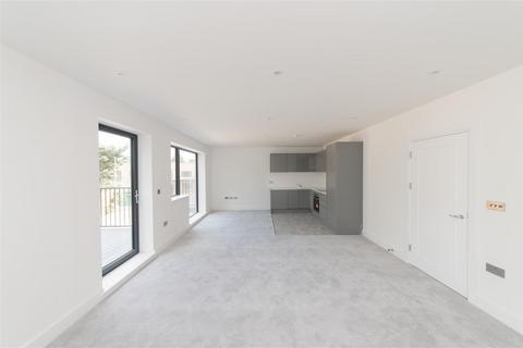 Studio for sale, Beagle Close, Mill Hill