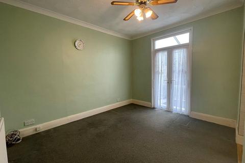 20 Northridge Road, Gravesend, DA12 5AY