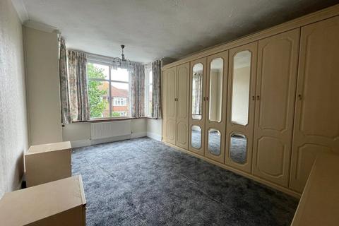 20 Northridge Road, Gravesend, DA12 5AY