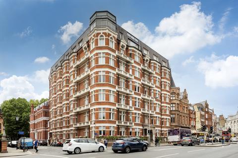 5 bedroom apartment to rent, Kensington Road, Kensington W8