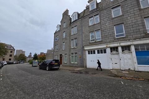 2 bedroom flat to rent, Leadside Road, City Centre, Aberdeen, AB25