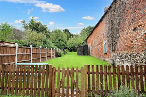 3 bedroom terraced house for sale, Millgate, Aylsham