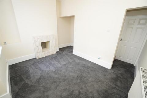 3 bedroom terraced house to rent, Warrington Road, Ince WN1