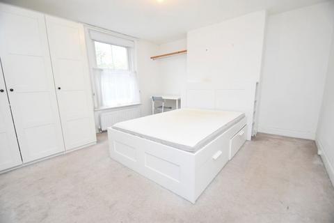 2 bedroom house to rent, Fenwick Terrace - DH1