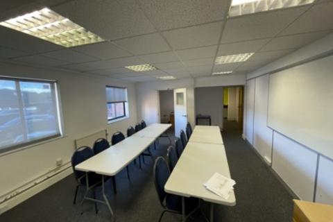 Office to rent, Suite 10 (Suite C), Second Floor West, Cross Keys House, Queen Street, Salisbury, SP1 1EY