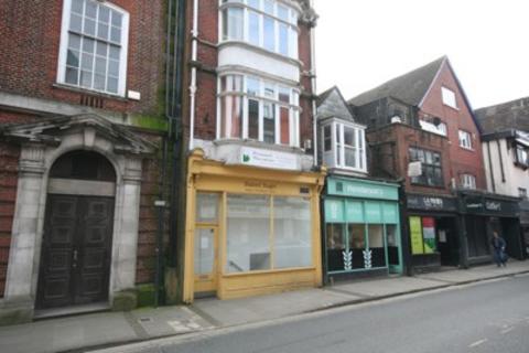 Shop to rent, 12 Minster Street/20 Oatmeal Row, Salisbury, SP1 1TF