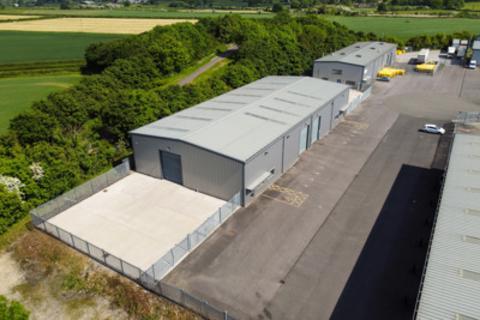 Industrial unit to rent, Unit P2, Marshall Way, Commerce Park, Frome, BA11 2FE