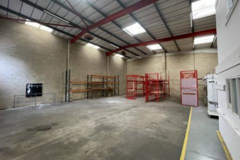 Industrial unit to rent, Units 23-25, Harnham Trading Estate, Salisbury