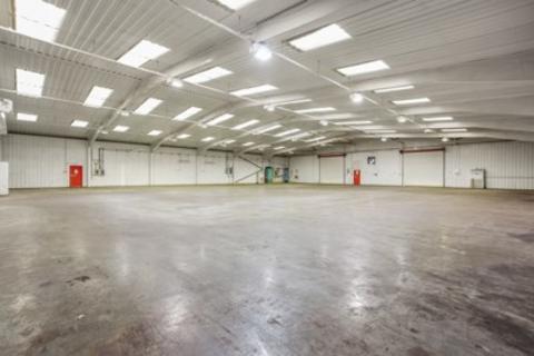 Industrial unit to rent, Units B, C & D, Crest House, Middle Wallop, Stockbridge, SO20 8EG