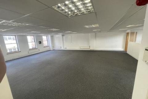 Office to rent, Suite 6b (Suite 2b), Second Floor North, Cross Keys House, Queen Street, Salisbury