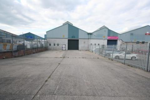 Industrial unit to rent, Unit E, Vallis Trading Estate, Robins Lane, Frome, Somerset, BA11 3DT