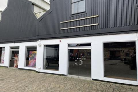 Shop to rent, Unit 4, Wilton Village - Shopping & Leisure, King Street, Wilton, Salisbury, Wiltshire, SP2 0RS