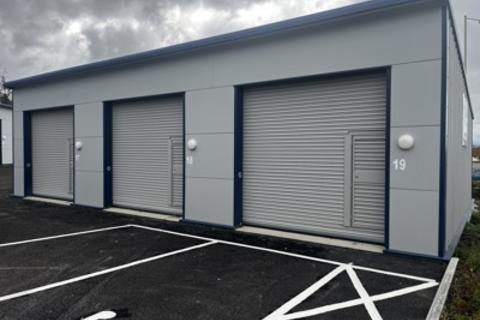 Industrial unit to rent, The Toogood Centre, Commerce Close, West Wilts Trading Estate, Westbury, Wiltshire, BA13 4GS