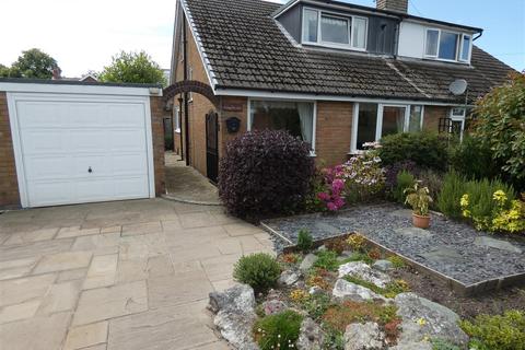 4 bedroom semi-detached bungalow for sale, Tennyson Avenue, Preston PR4