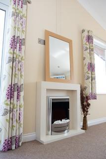 undefined, Kendal LA8