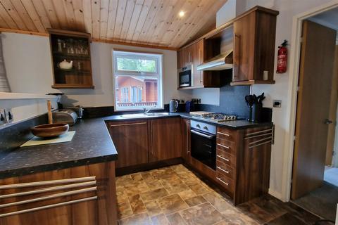 3 bedroom mobile home for sale, Ambleside Road, Windermere LA23