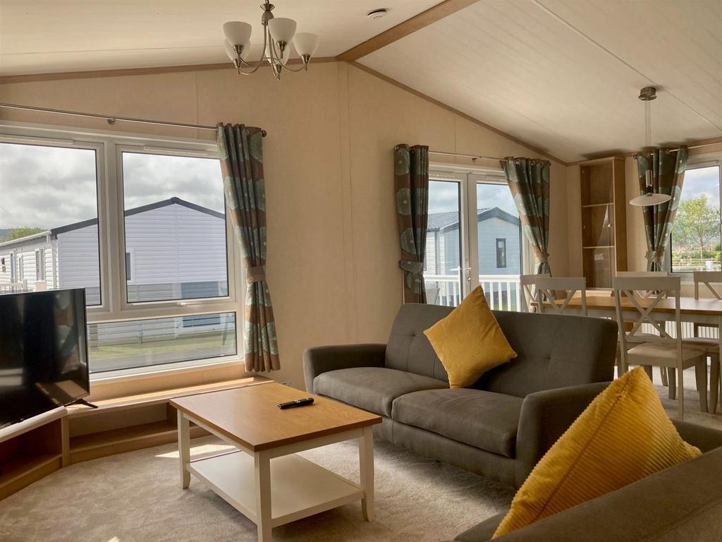 Towyn Road, Abergele LL22 3 bed mobile home for sale £79,995