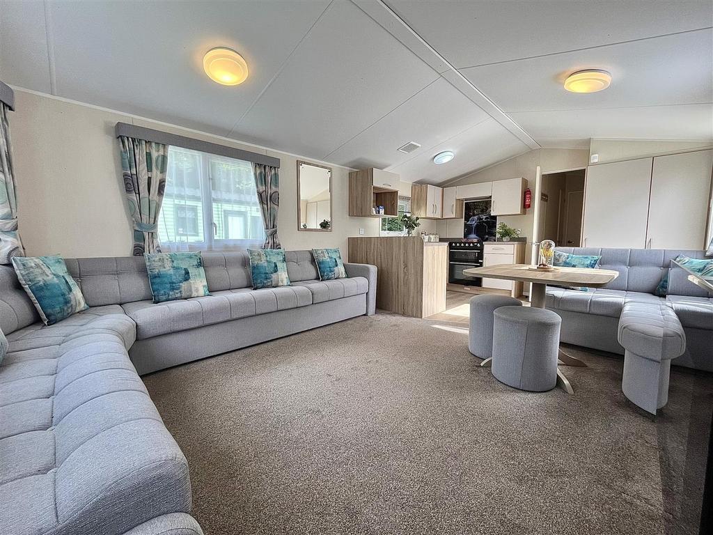 Gatebeck Road, Kendal LA8 2 bed mobile home for sale £45,995