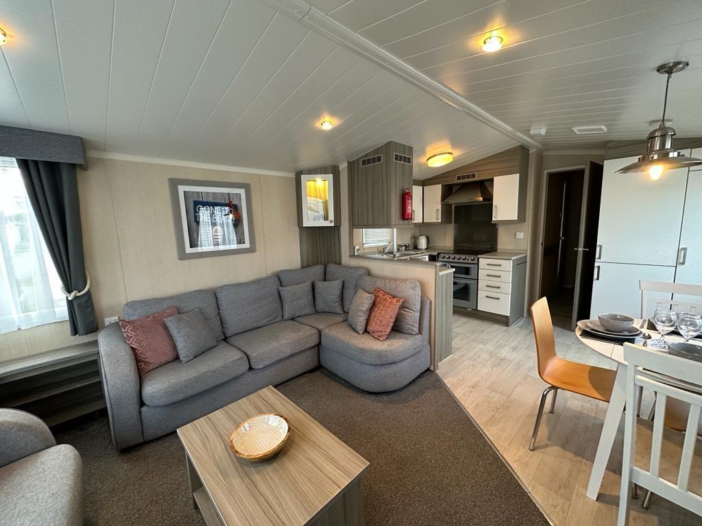 Towyn Road, Abergele LL22 3 bed mobile home for sale £32,995