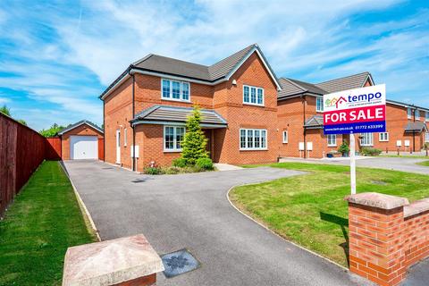 4 bedroom detached house for sale, Lytham Road, Preston PR4