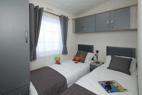 2 bedroom mobile home for sale, Middlemuir Heights Holiday Park, Ayr KA5