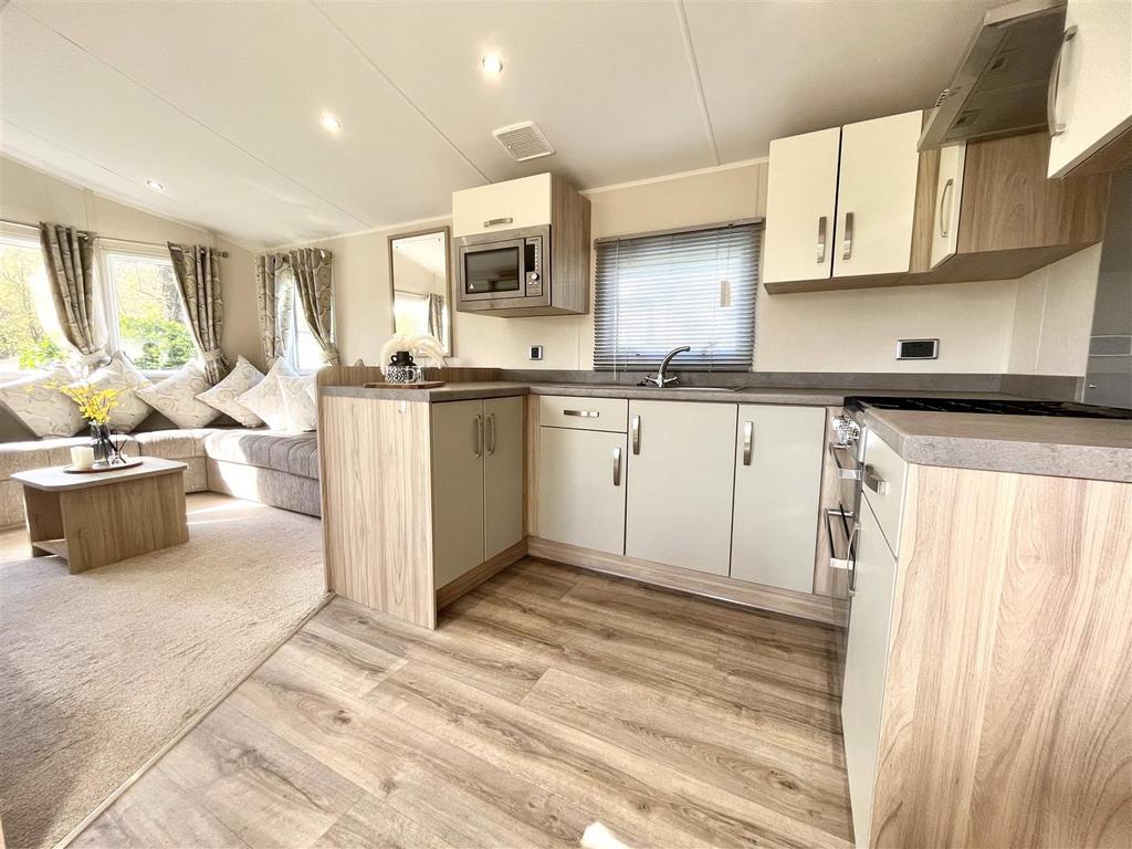 Gatebeck Road, Kendal LA8 2 bed mobile home for sale £39,995
