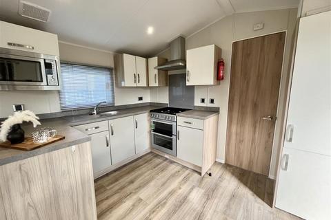 2 bedroom mobile home for sale, Gatebeck Road, Kendal LA8